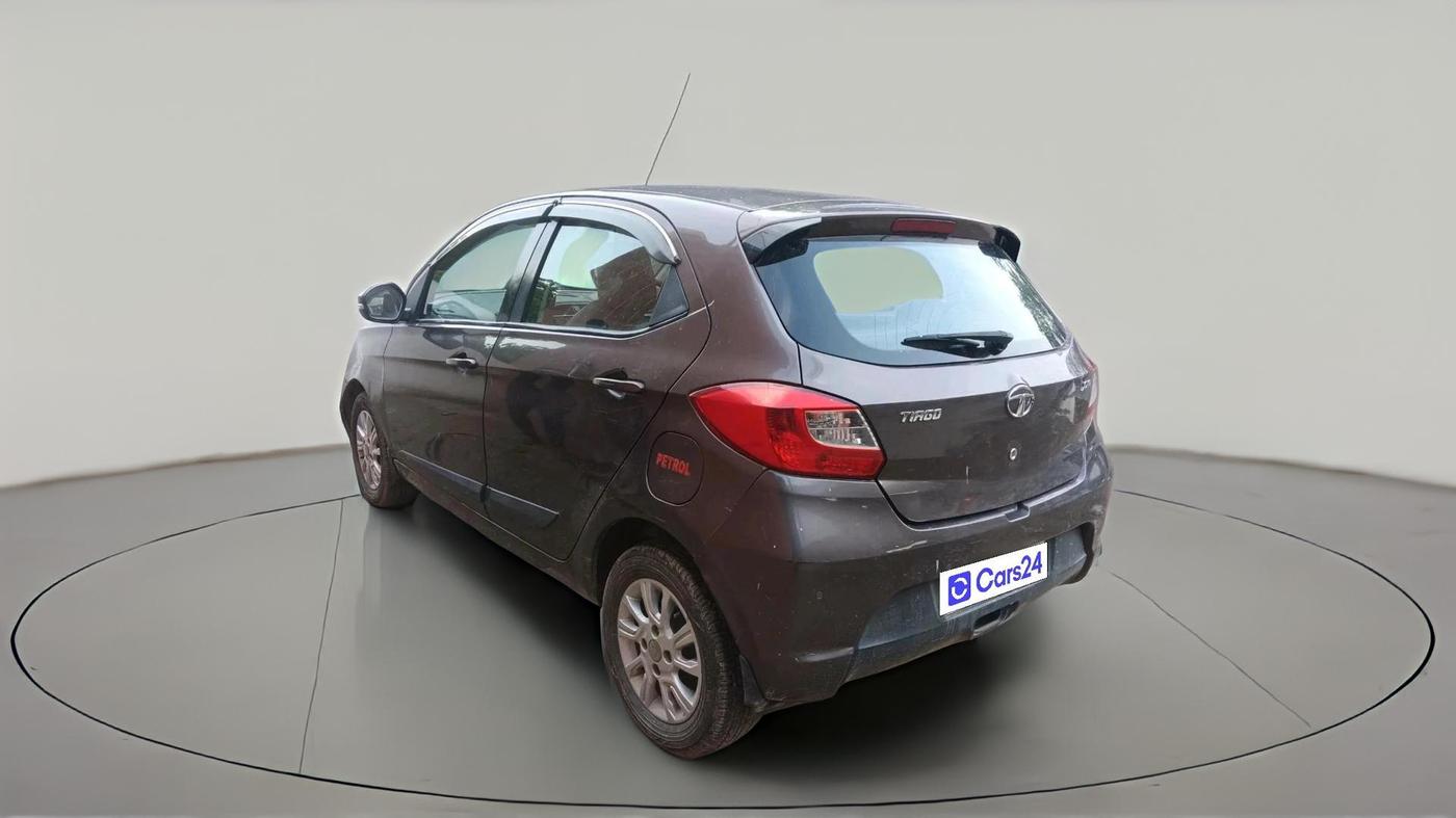 2017 Tata Tiago XZA PETROL, Petrol, Automatic, 62,982 km, exterior