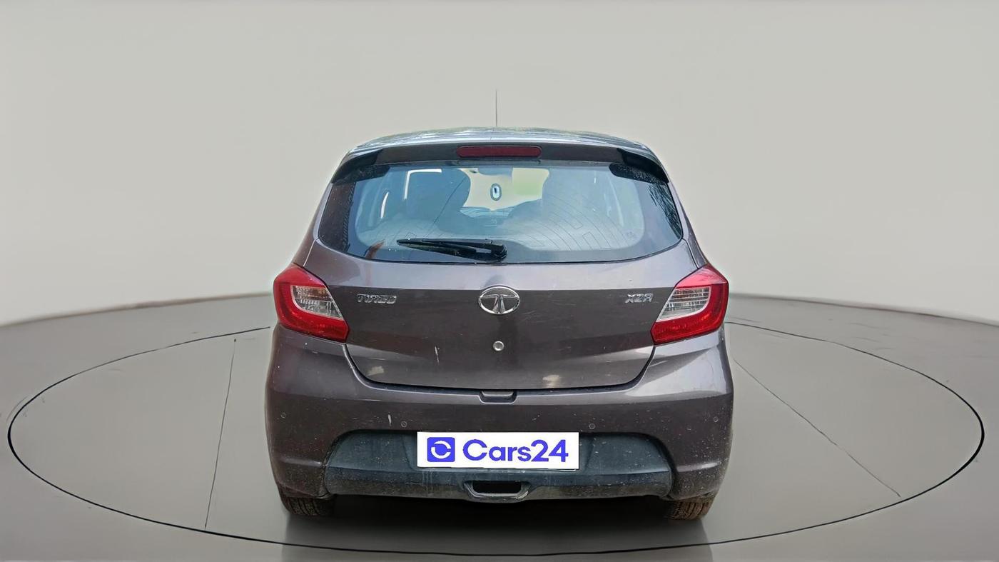 2017 Tata Tiago XZA PETROL, Petrol, Automatic, 62,982 km, exterior