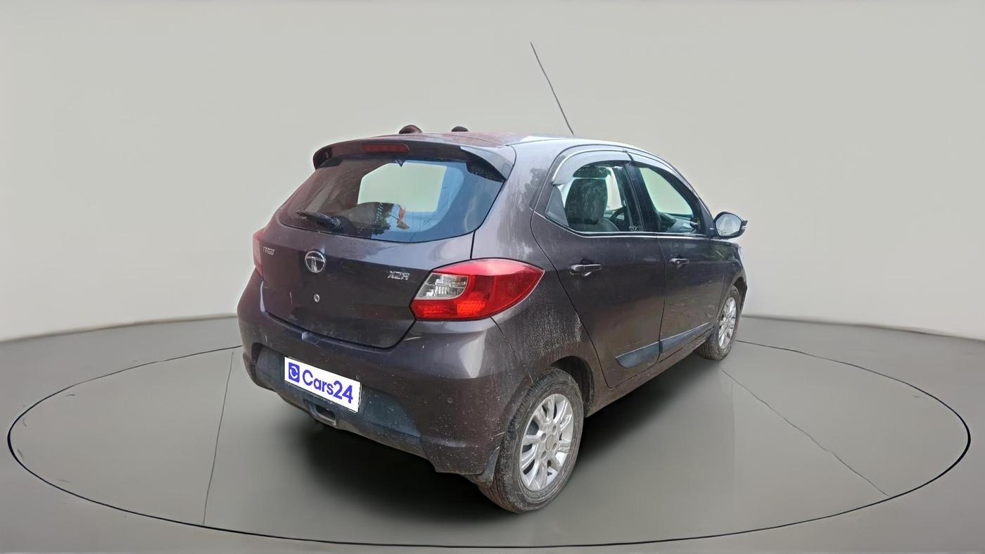 2017 Tata Tiago XZA PETROL, Petrol, Automatic, 62,982 km, exterior
