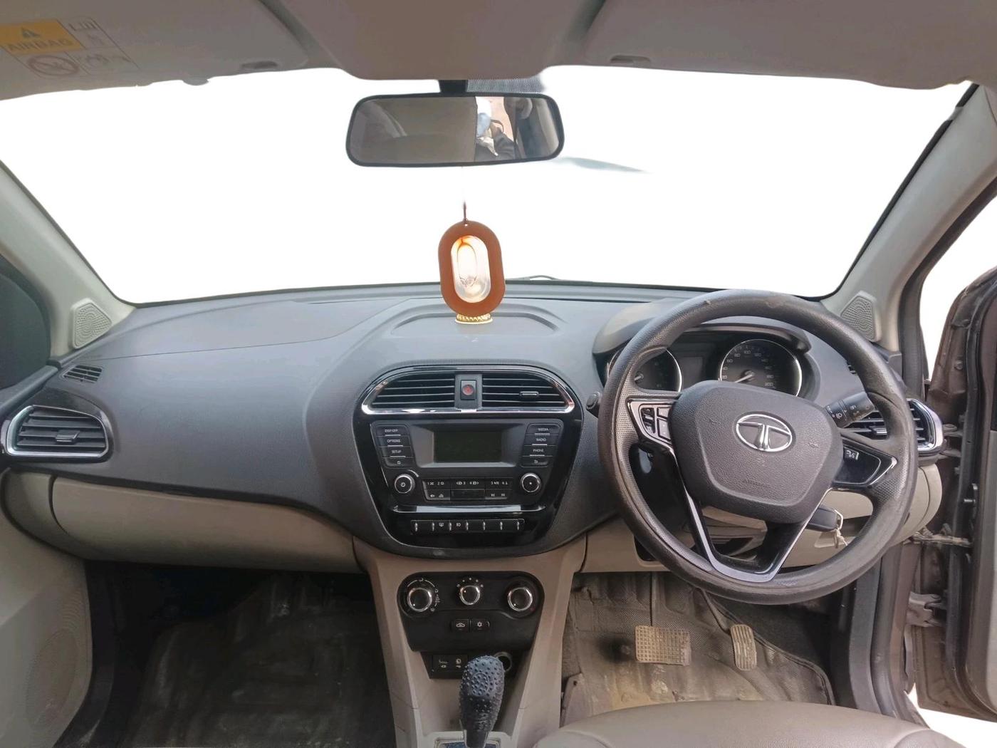 2017 Tata Tiago XZA PETROL, Petrol, Automatic, 62,982 km, interior