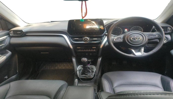 2023 Toyota URBAN CRUISER HYRYDER V NEO DRIVE, Petrol, Manual, 17,567 km, interior