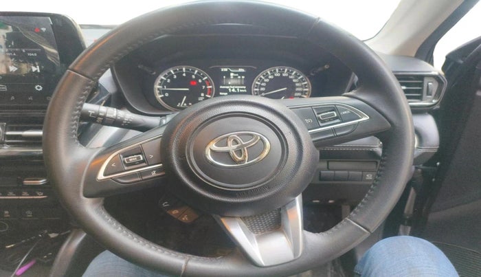 2023 Toyota URBAN CRUISER HYRYDER V NEO DRIVE, Petrol, Manual, 17,567 km, interior