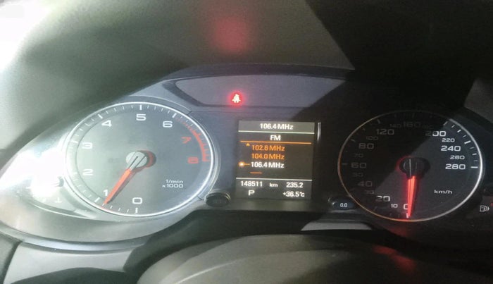2011 Audi Q5 2.0 TFSI QUATTRO, Petrol, Automatic, 1,48,511 km, interior