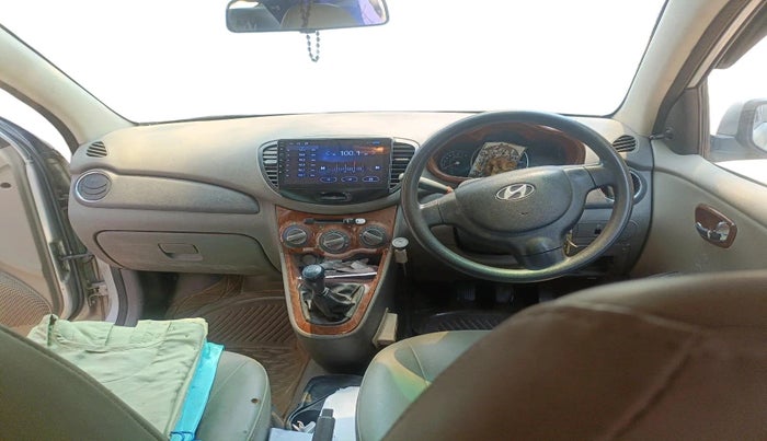 2011 Hyundai i10 MAGNA 1.1, Petrol, Manual, 68,409 km, interior
