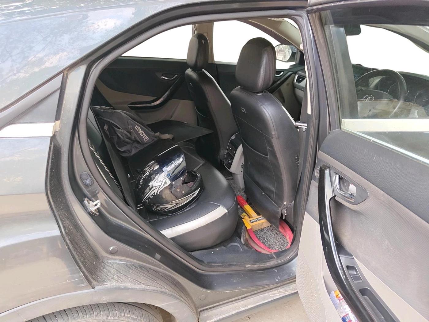 2018 Tata NEXON XZ PETROL, Petrol, Manual, 83,680 km, interior