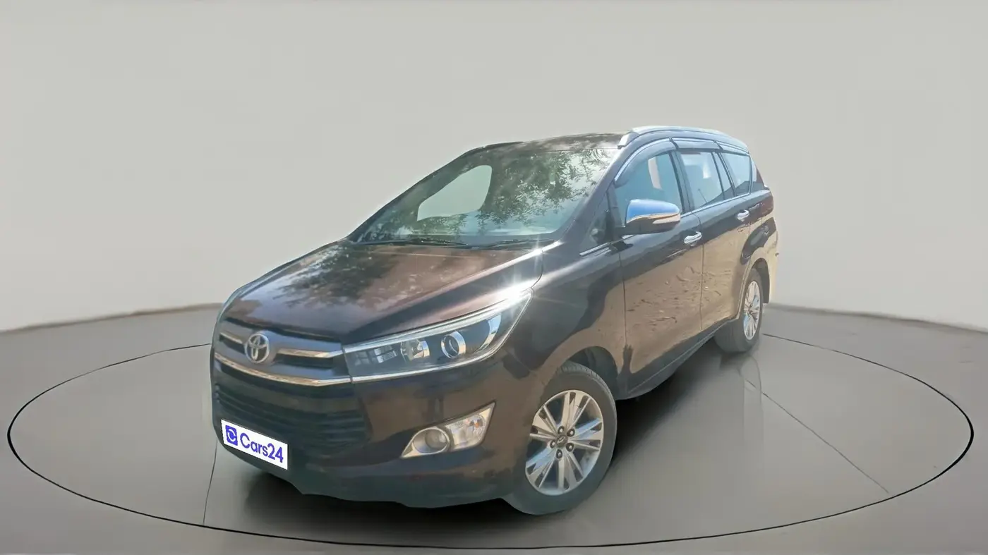 2016 Toyota Innova Crysta 2.4 ZX 7 STR, Diesel, Manual, 81,624 km, exterior