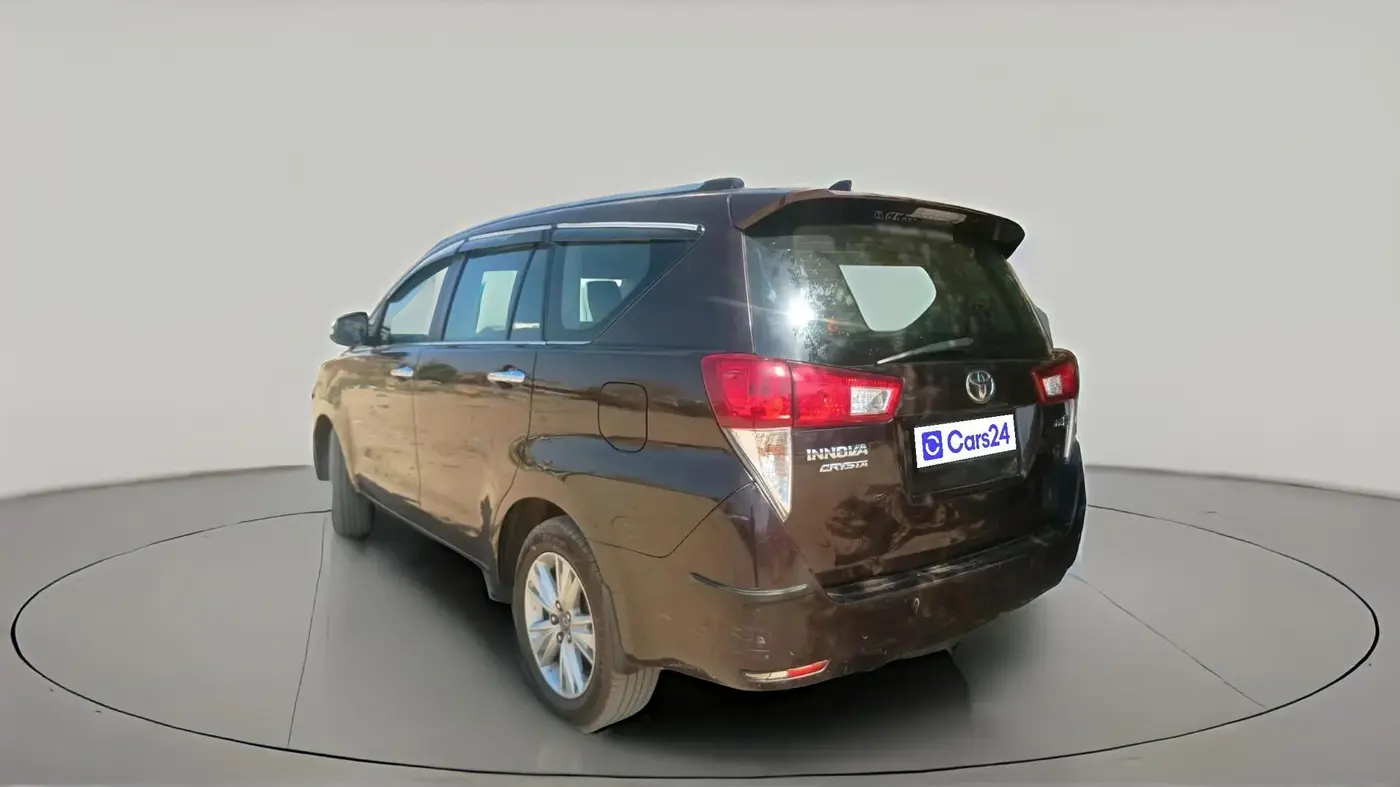 2016 Toyota Innova Crysta 2.4 ZX 7 STR, Diesel, Manual, 81,624 km, exterior