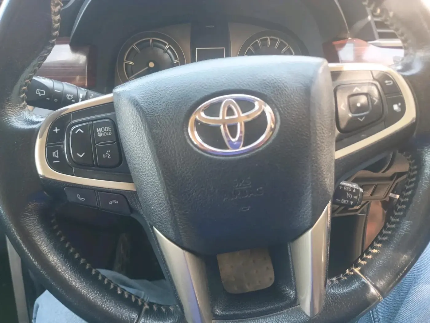 2016 Toyota Innova Crysta 2.4 ZX 7 STR, Diesel, Manual, 81,624 km, interior