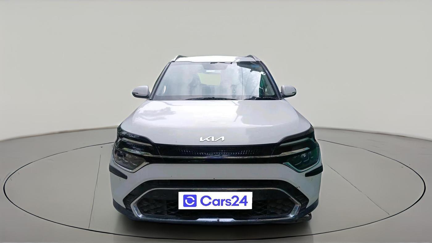 2022 KIA CARENS LUXURY PLUS 1.4 PETROL 7 STR, Petrol, Manual, 53,413 km, exterior