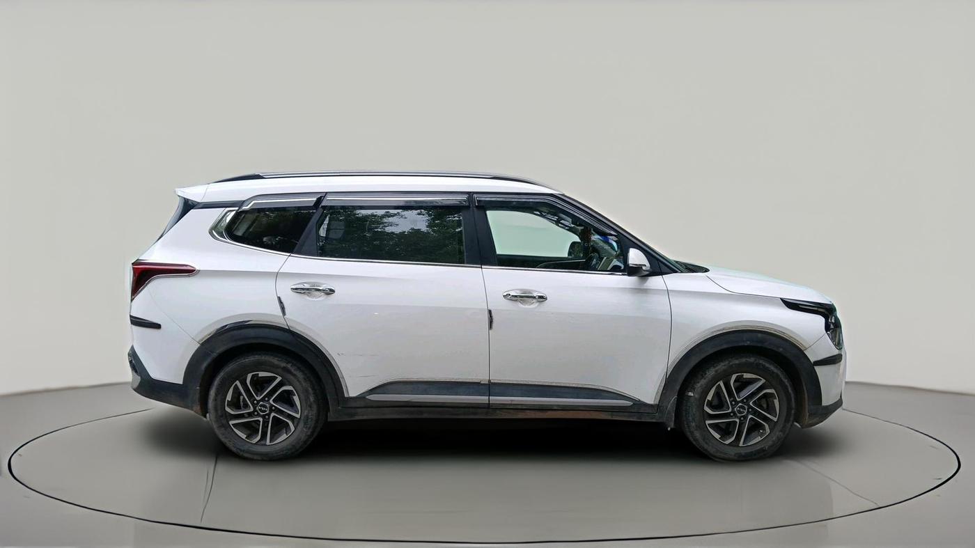 2022 KIA CARENS LUXURY PLUS 1.4 PETROL 7 STR, Petrol, Manual, 53,413 km, exterior
