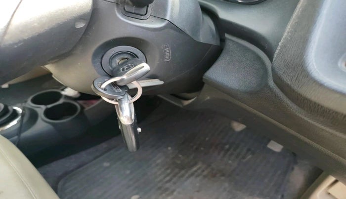 2016 Honda Amaze 1.2L I-VTEC S, Petrol, Manual, 50,504 km, interior