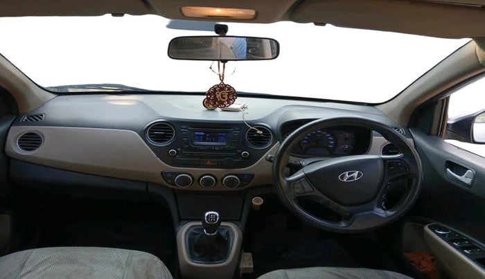 2015 Hyundai Xcent S 1.2, Petrol, Manual, 1,16,502 km, interior