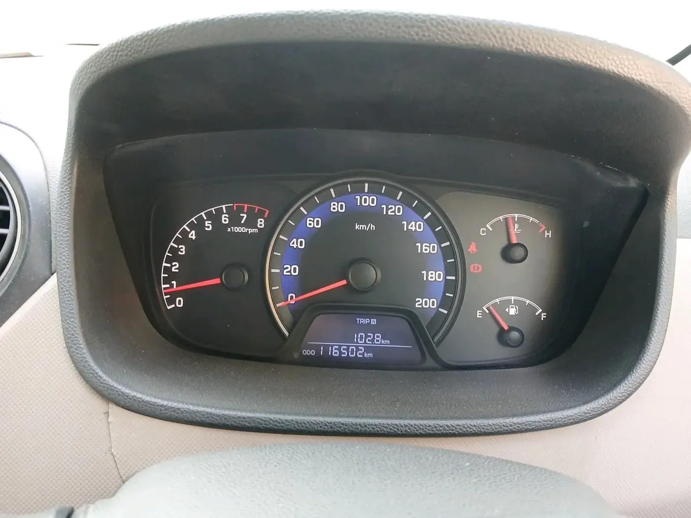 2015 Hyundai Xcent S 1.2, Petrol, Manual, 1,16,502 km, interior