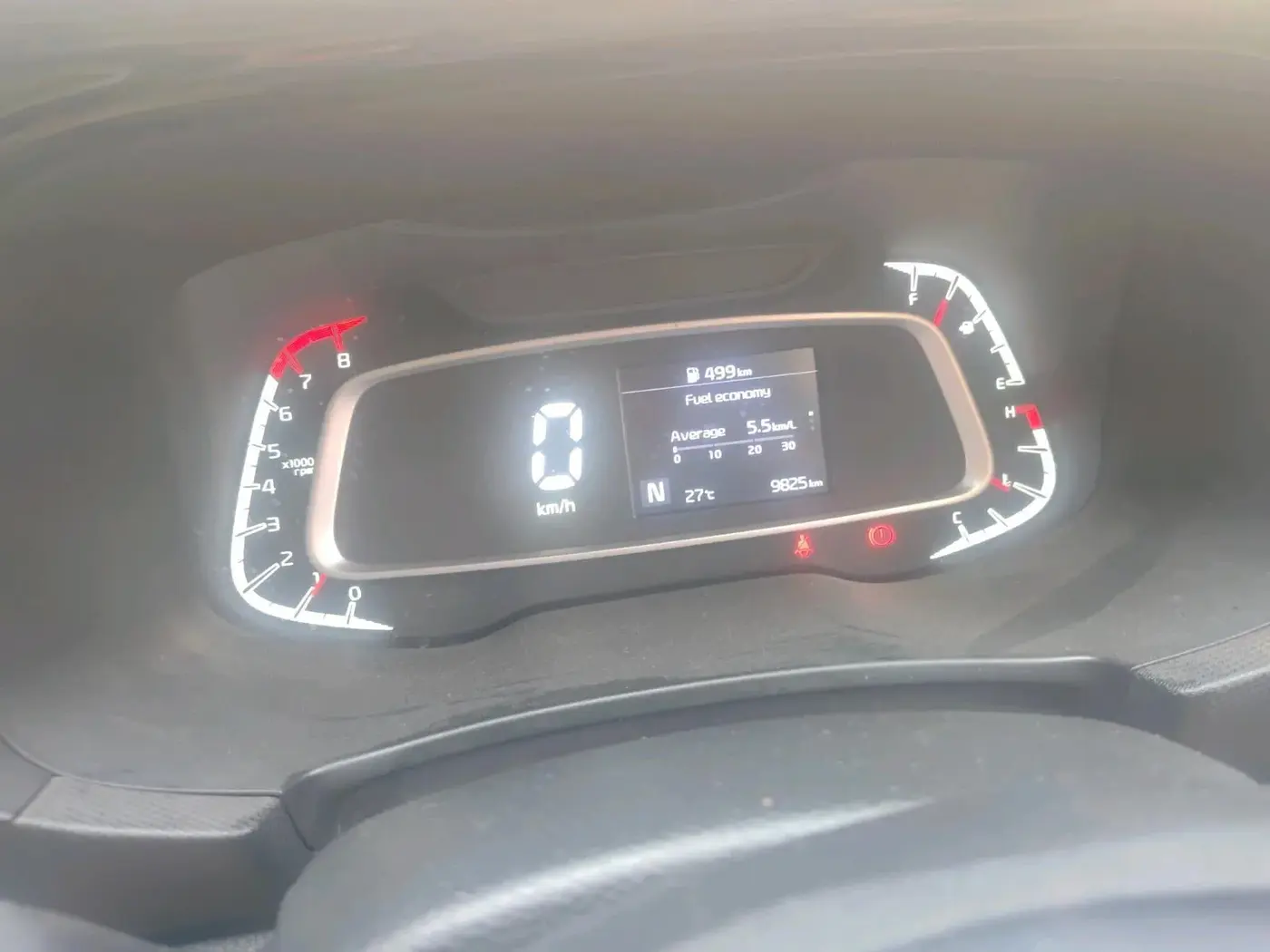 2022 KIA SONET HTK PLUS 1.0 IMT, Petrol, Manual, 9,825 km, interior
