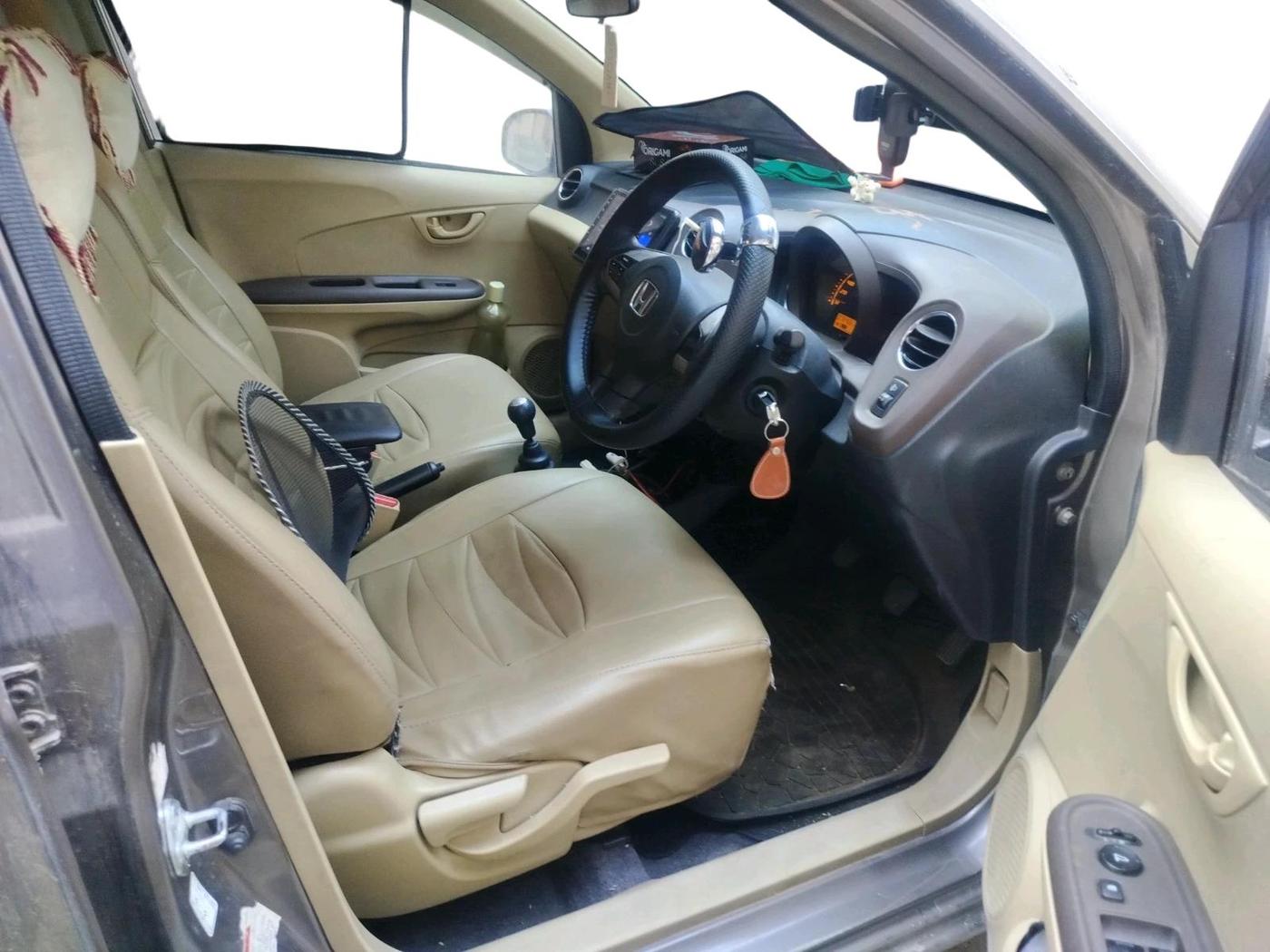 2014 Honda Amaze 1.2L I-VTEC S, Petrol, Manual, 76,466 km, interior