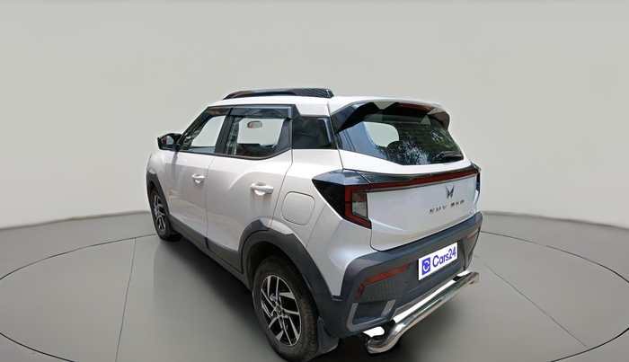 2024 Mahindra XUV 3XO AX5 1.2 L TCMPFi, Petrol, Manual, 12,249 km, exterior