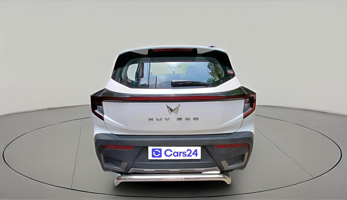2024 Mahindra XUV 3XO AX5 1.2 L TCMPFi, Petrol, Manual, 12,249 km, exterior