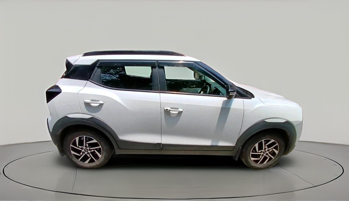 2024 Mahindra XUV 3XO AX5 1.2 L TCMPFi, Petrol, Manual, 12,249 km, exterior