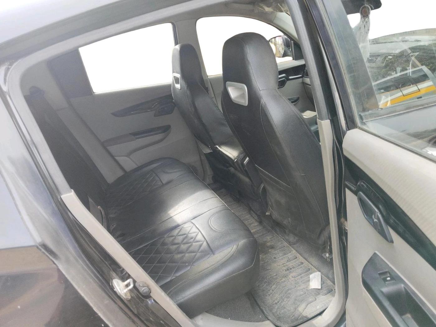 2016 Mahindra Kuv100 K6 D 6 STR, Diesel, Manual, 1,19,935 km, interior