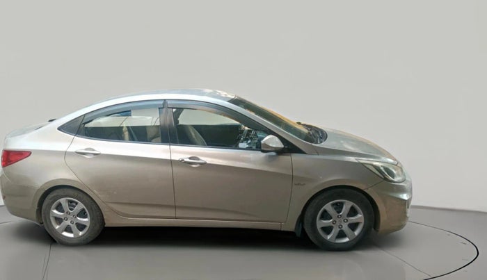 2011 Hyundai Verna FLUIDIC 1.4 VTVT, CNG, Manual, 1,19,706 km, exterior