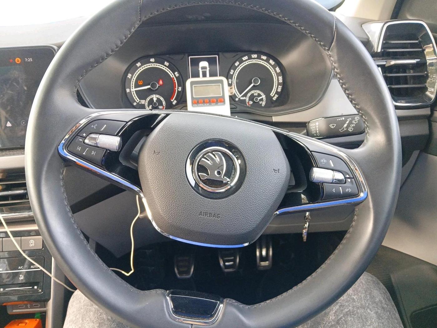 2025 Skoda KUSHAQ Sportline 1.0L TSI MT, Petrol, Manual, 7,955 km, interior