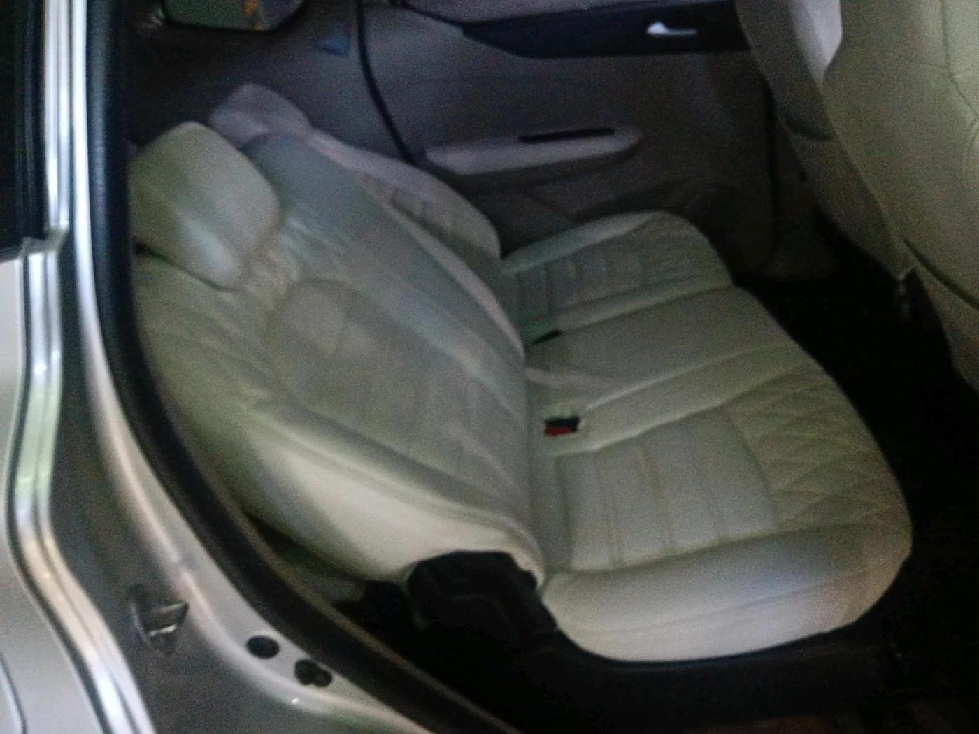 2020 Renault TRIBER RXZ AMT, CNG, Automatic, 45,697 km, interior
