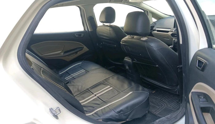 2020 Ford Ecosport TITANIUM 1.5L DIESEL, Diesel, Manual, 1,11,653 km, interior