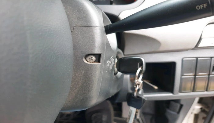 2011 Maruti Wagon R 1.0 LXI, Petrol, Manual, 82,007 km, interior