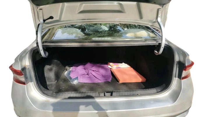 2022 Skoda SLAVIA AMBITION 1.0L TSI MT, Petrol, Manual, 25,020 km, exterior