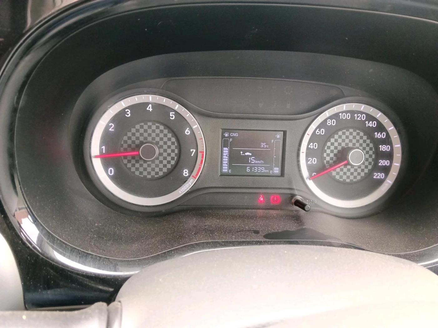 2022 Hyundai GRAND I10 NIOS SPORTZ 1.2 KAPPA VTVT CNG, CNG, Manual, 61,336 km, interior