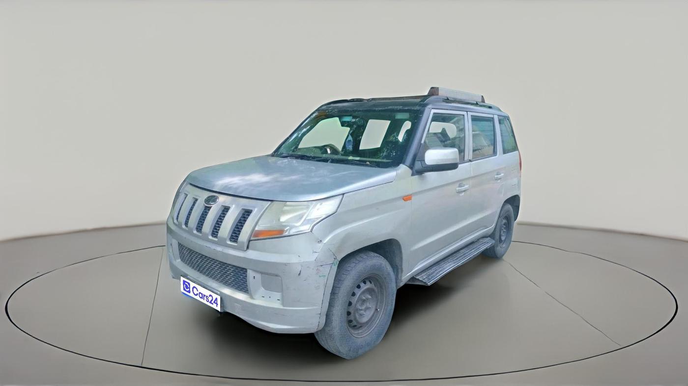 2016 Mahindra TUV300 T6, Diesel, Manual, 96,602 km, exterior