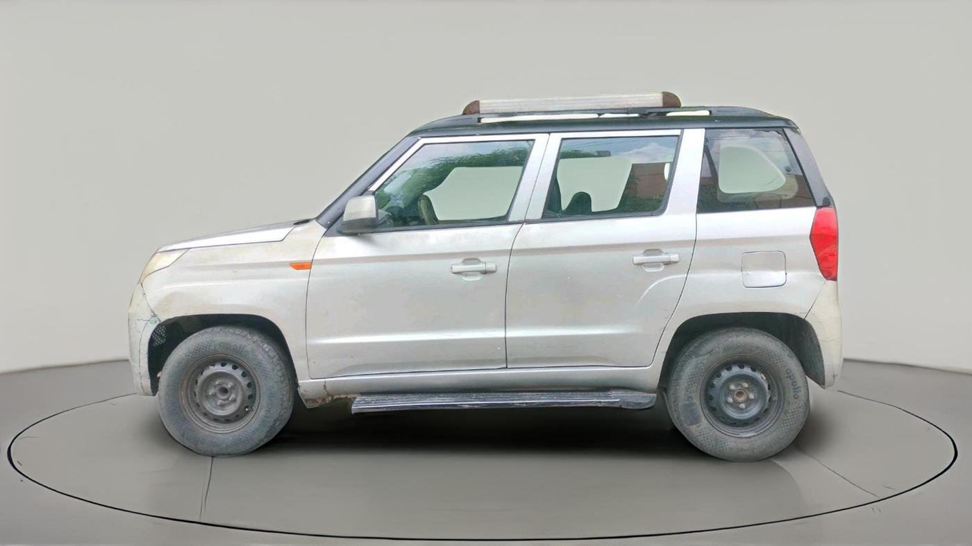 2016 Mahindra TUV300 T6, Diesel, Manual, 96,602 km, exterior