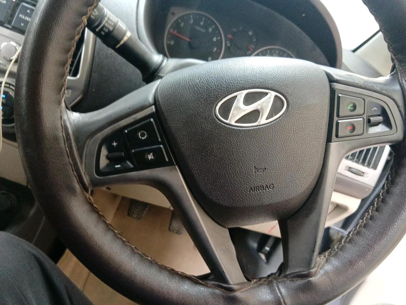 2013 Hyundai i20 SPORTZ 1.2, Petrol, Manual, 50,024 km, interior