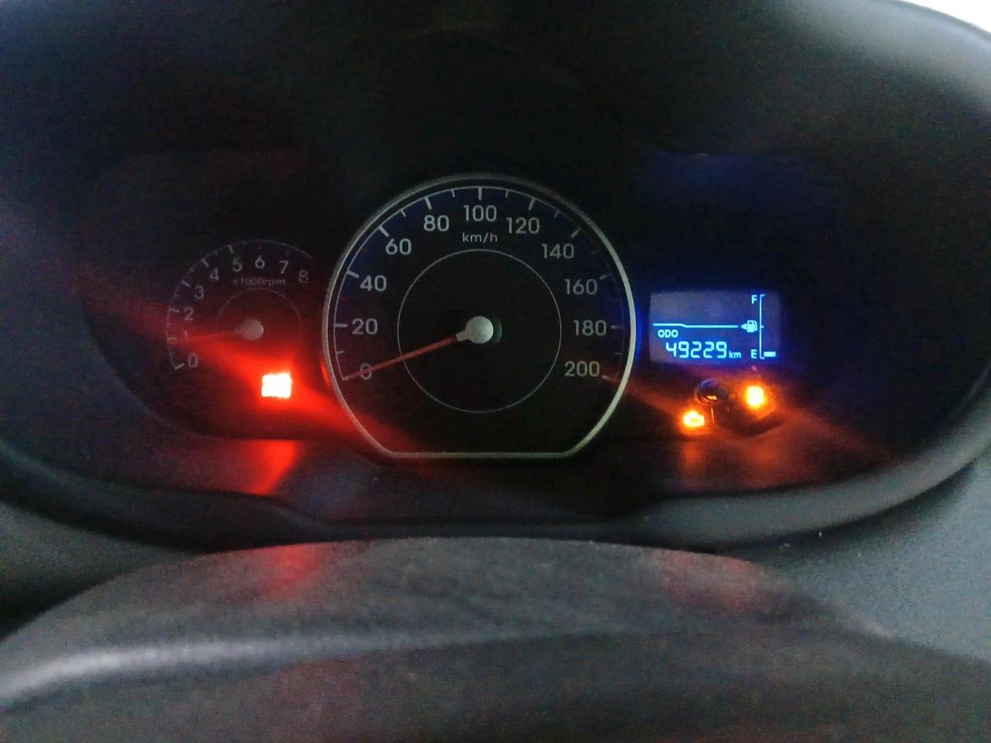 2013 Hyundai i10 ERA 1.1, Petrol, Manual, 49,229 km, interior