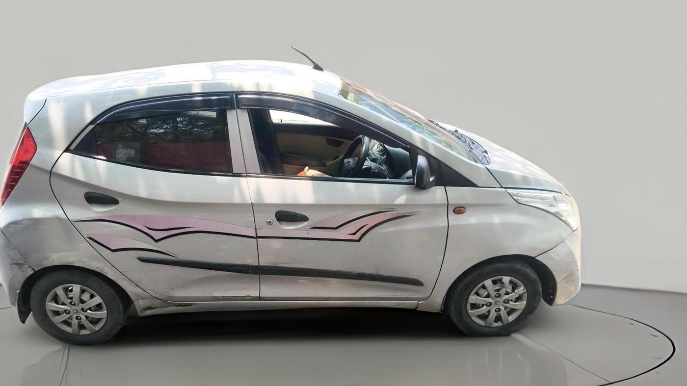 2012 Hyundai Eon ERA +, Petrol, Manual, 90,563 km, exterior