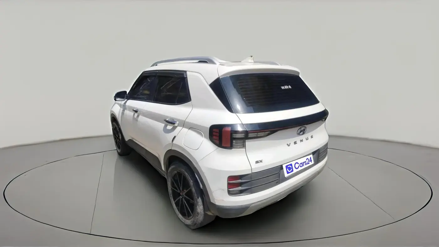 2023 Hyundai VENUE SX 1.2 PETROL, Petrol, Manual, 65,105 km, exterior
