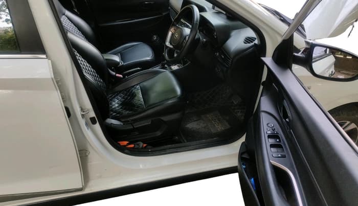 2022 Hyundai NEW I20 ASTA (O) 1.2 AT, Petrol, Automatic, 1,04,477 km, interior