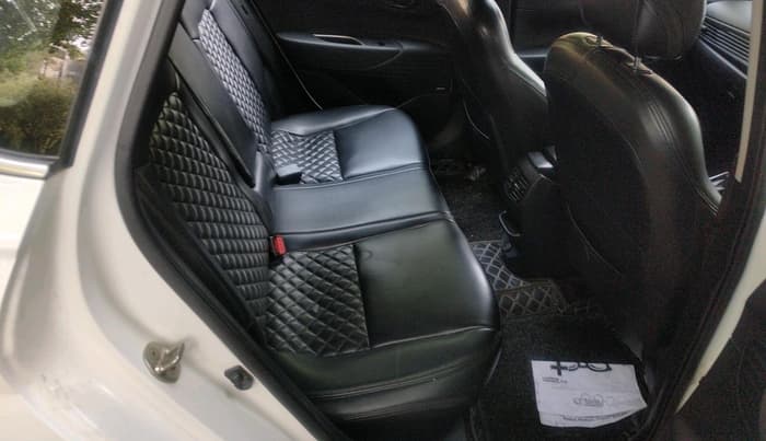 2022 Hyundai NEW I20 ASTA (O) 1.2 AT, Petrol, Automatic, 1,04,477 km, interior