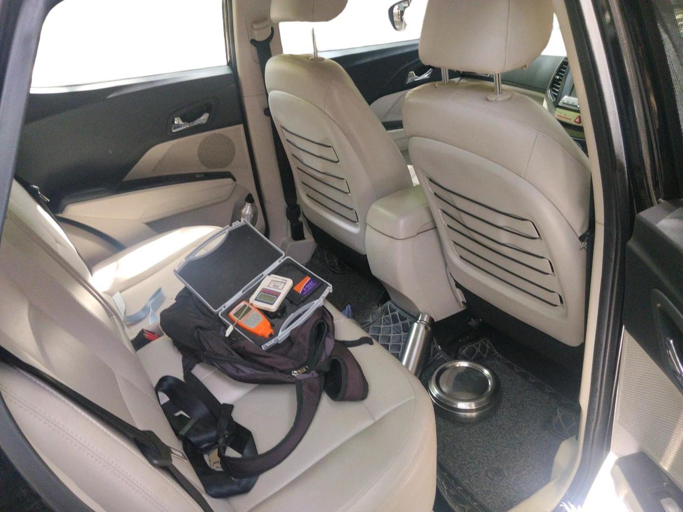2022 Mahindra XUV300 W8 (O) 1.2 PETROL, Petrol, Manual, 31,106 km, interior