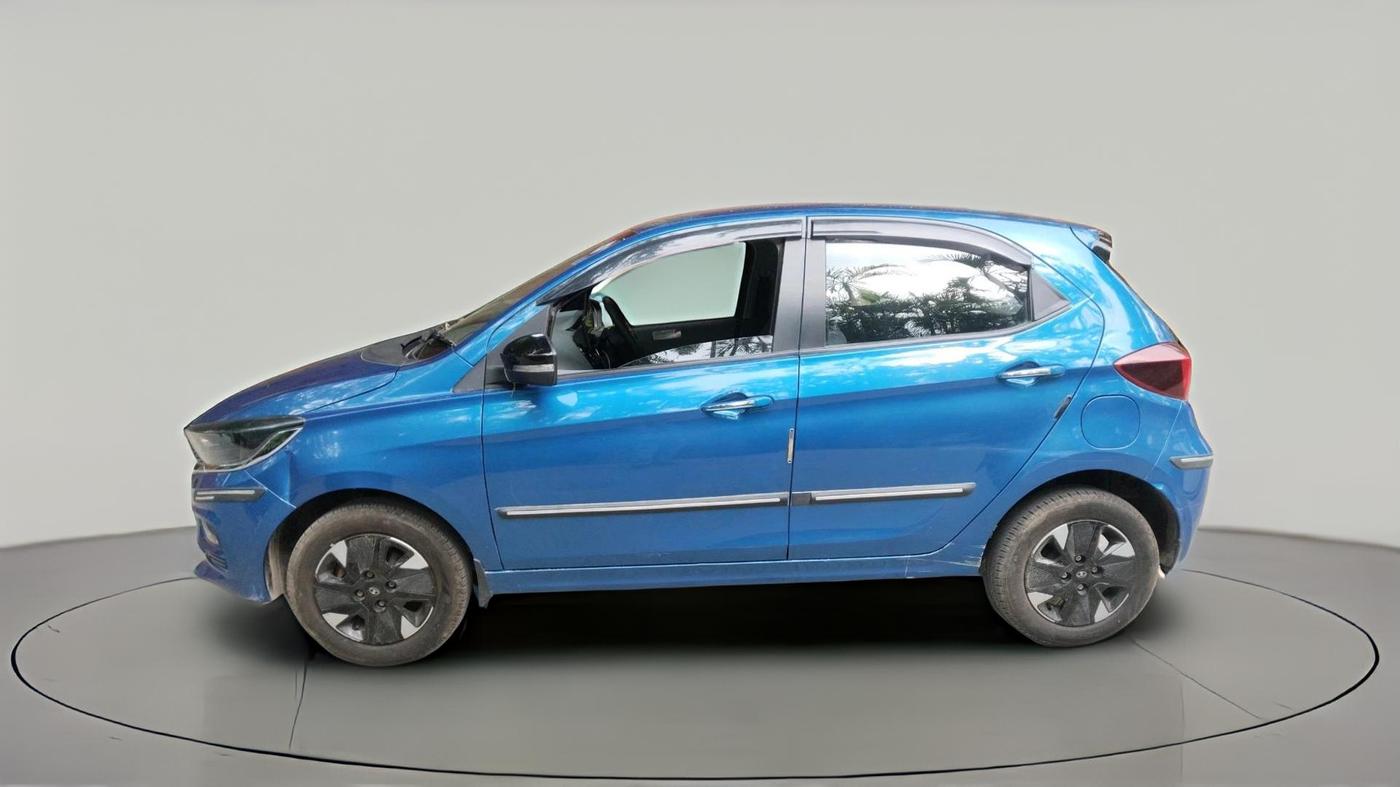 2025 Tata Tiago XZA iCNG, CNG, Automatic, 20,264 km, exterior