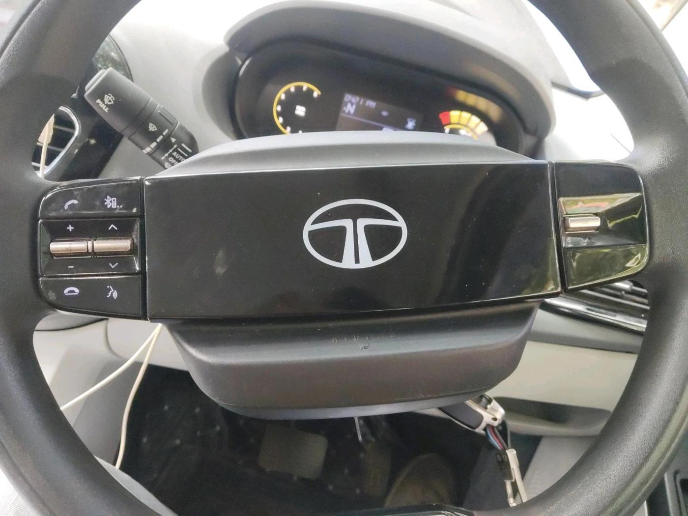 2025 Tata Tiago XZA iCNG, CNG, Automatic, 20,264 km, interior