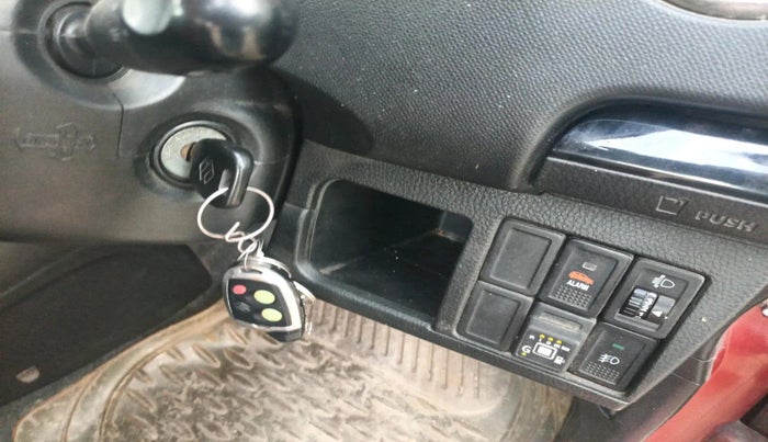 2013 Maruti Wagon R Stingray LXI, CNG, Manual, 88,366 km, interior