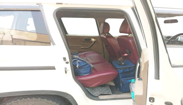 2023 Mahindra BOLERO NEO N10 R, Diesel, Manual, 76,708 km, interior