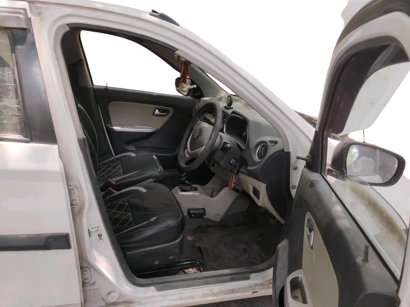 2016 Maruti Alto K10 VXI, Petrol, Manual, 50,556 km, interior