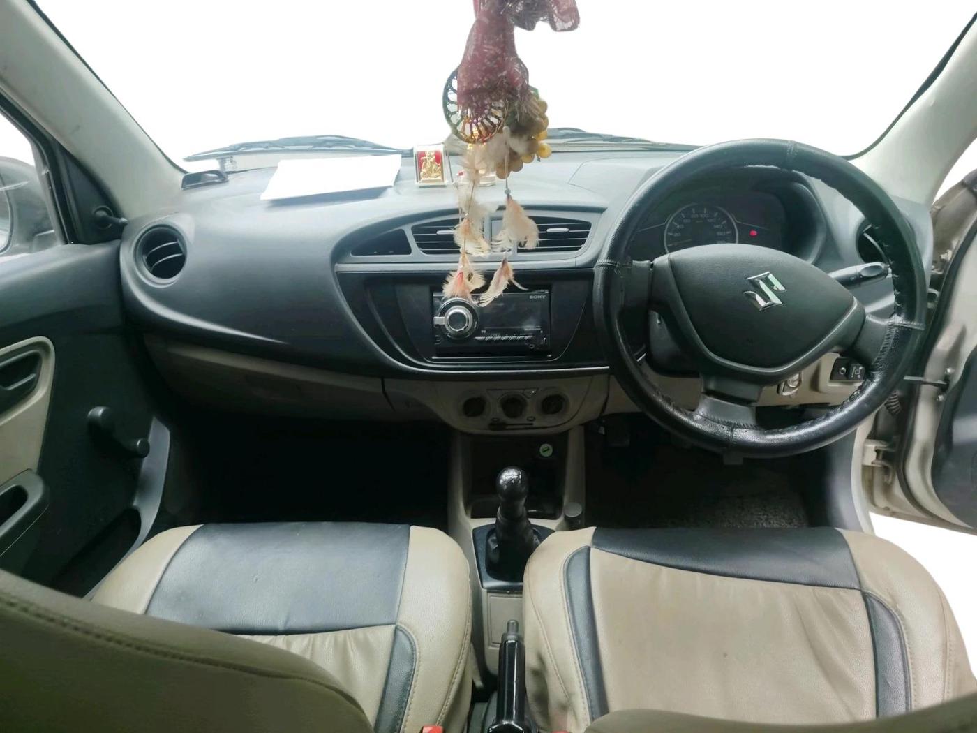 2015 Maruti Alto K10 LXI, CNG, Manual, 33,394 km, interior