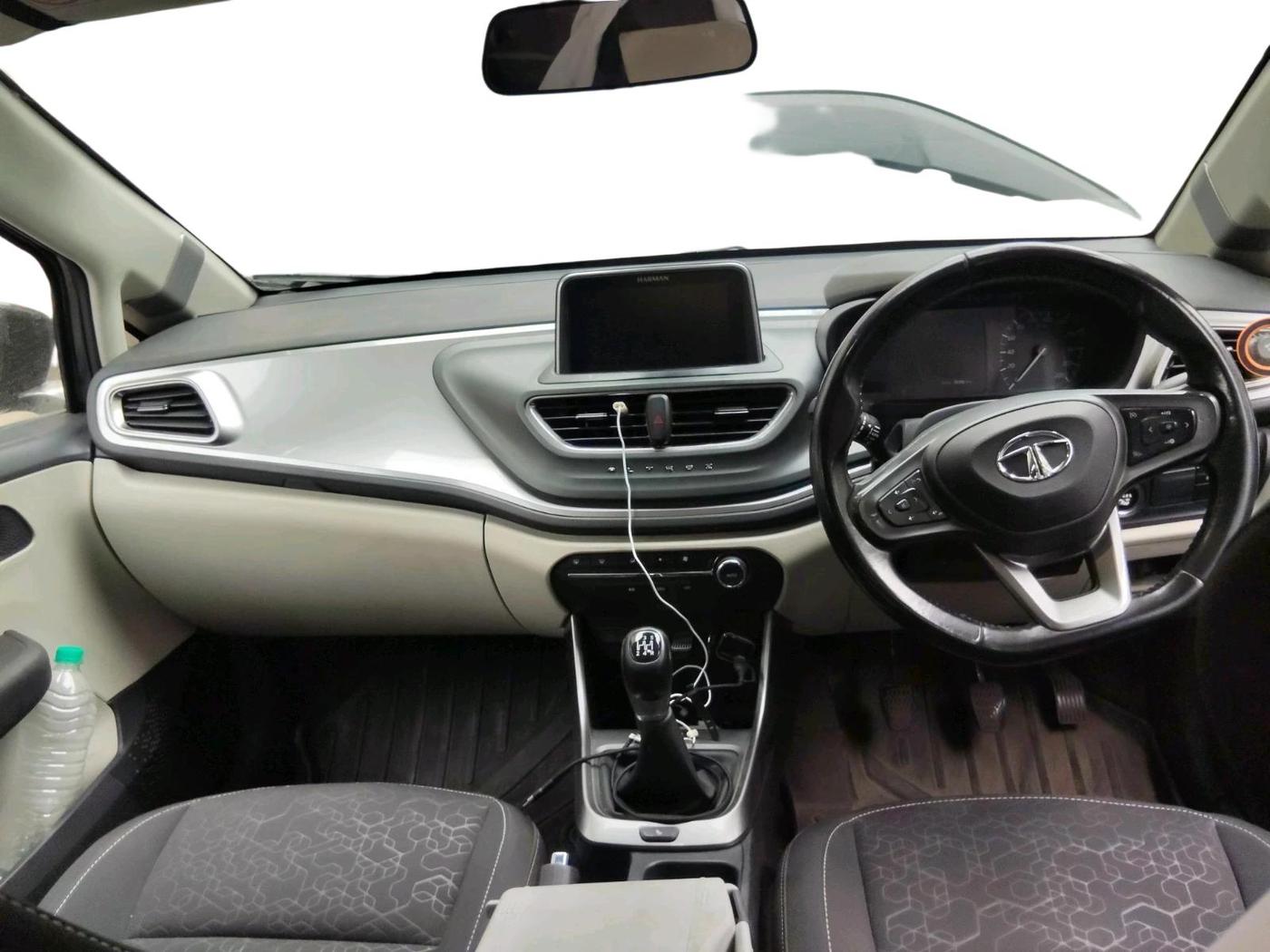 2021 Tata ALTROZ XZ PETROL, Petrol, Manual, 70,705 km, interior