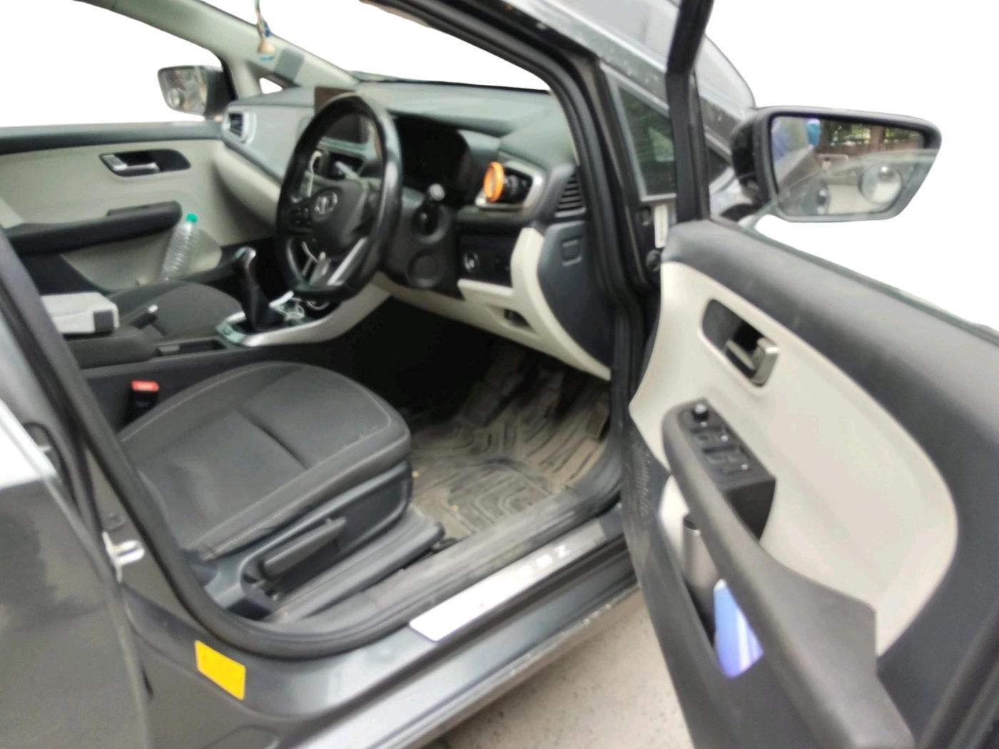2021 Tata ALTROZ XZ PETROL, Petrol, Manual, 70,705 km, interior