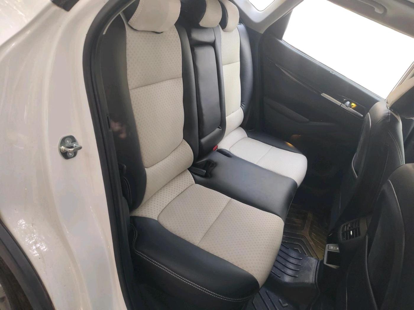 2025 KIA SELTOS HTK Plus (O) 1.5 Petrol MT, Petrol, Manual, 4,583 km, interior
