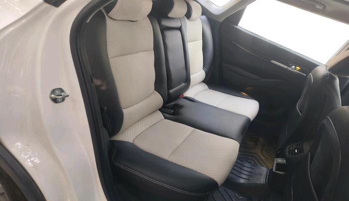 2025 KIA SELTOS HTK Plus (O) 1.5 Petrol MT, Petrol, Manual, 4,583 km, interior
