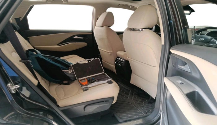 2023 MG HECTOR SHARP PRO 1.5 PETROL TURBO CVT PETROL, Petrol, Automatic, 15,542 km, interior